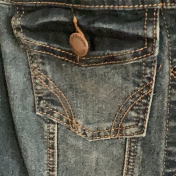 LOVE AND LEGEND BLUE JEAN VEST - Picture 5 of 8